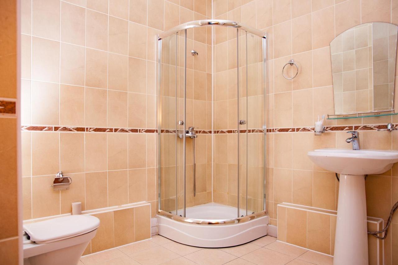 Ak Samal Hotel Karagandy Extérieur photo